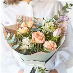 Large Spring Trending Gift Box